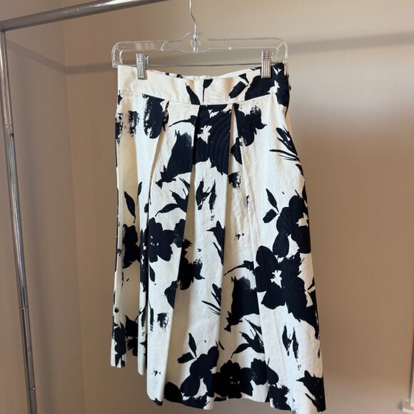 Zara Skirt - Cream and White Print - Picture 3 of 3